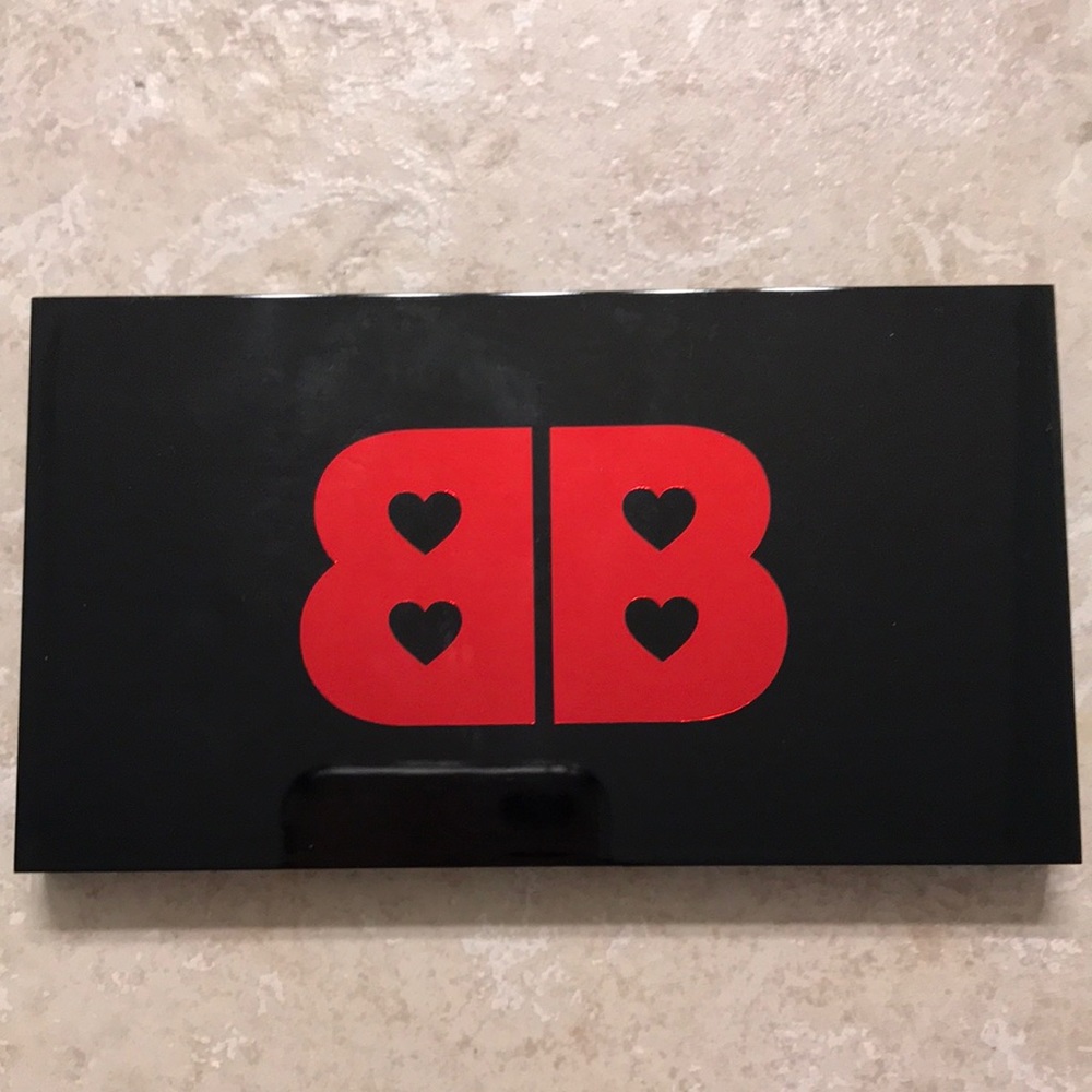 That’s so Betty Eyeshadow Palette